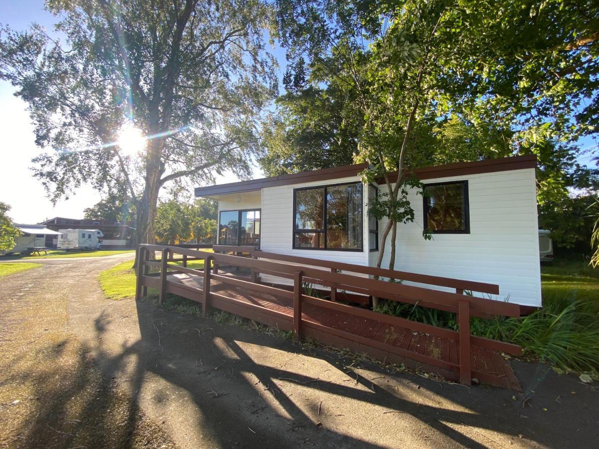 Whanganui River Top 10 Holiday Park Exterior photo