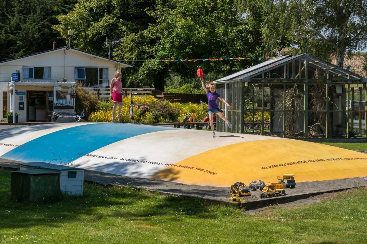 Whanganui River Top 10 Holiday Park Exterior photo